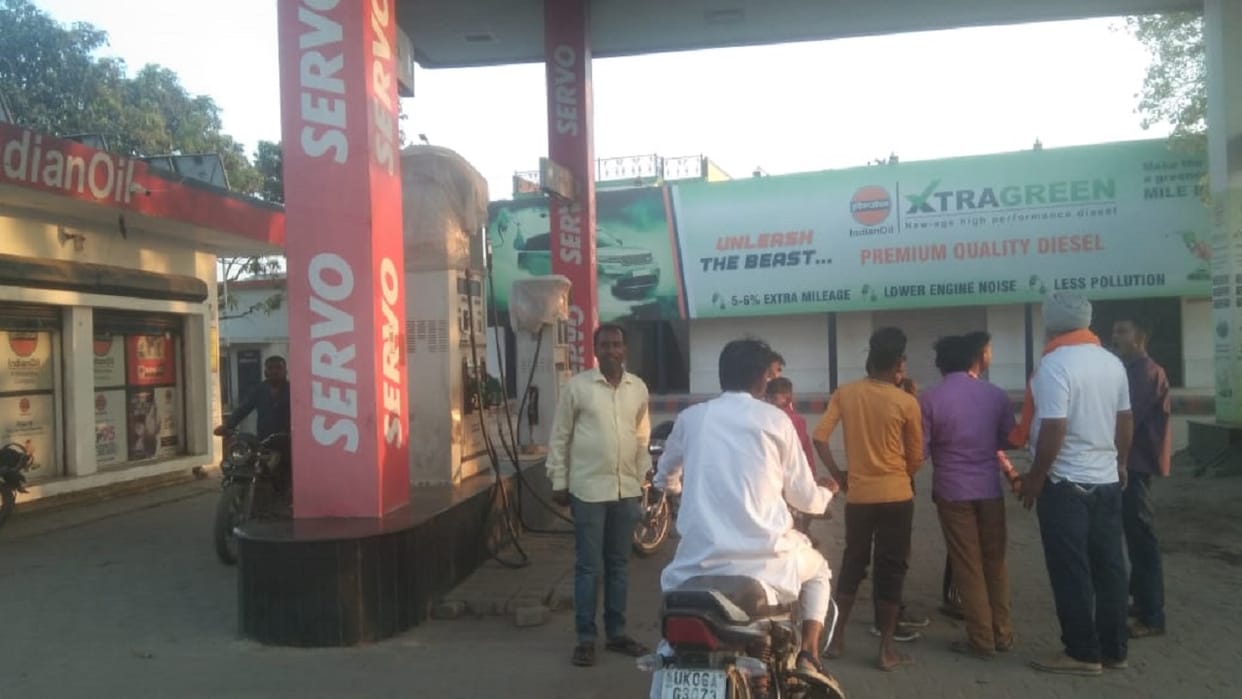 Petrol pumps closed due to the security of the PM Modi in Pilibhit