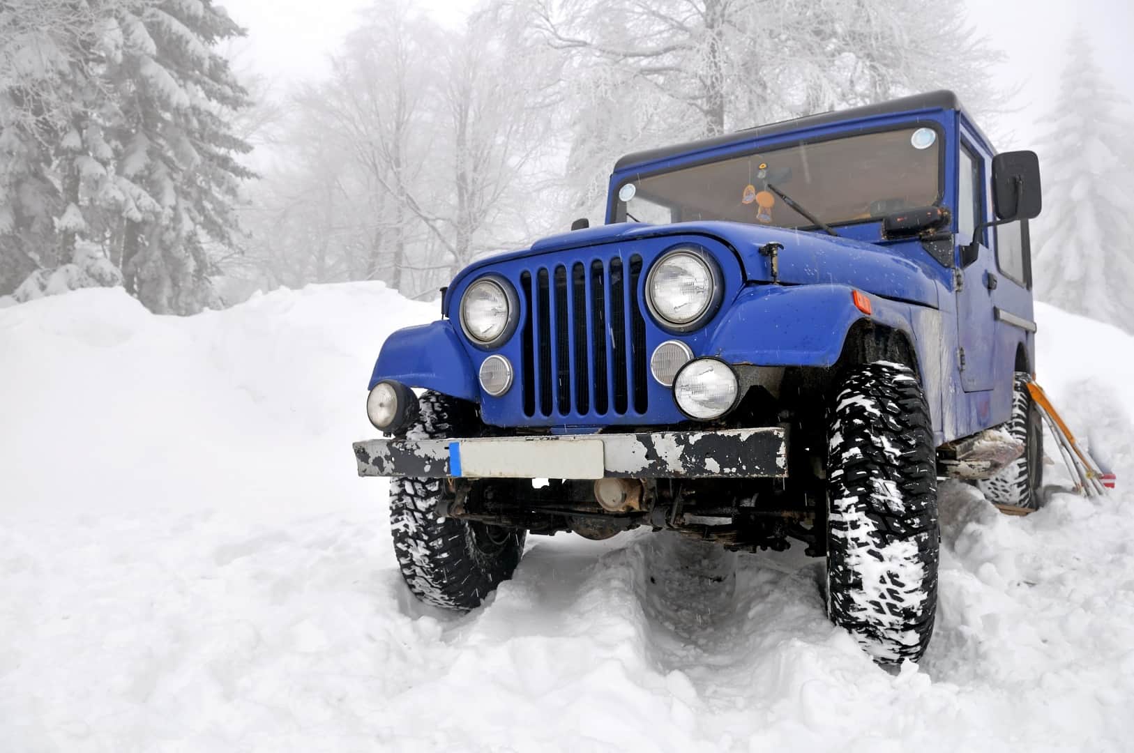 What is difference between AWD and 4WD Vehicles awd vs 4wd which is better
