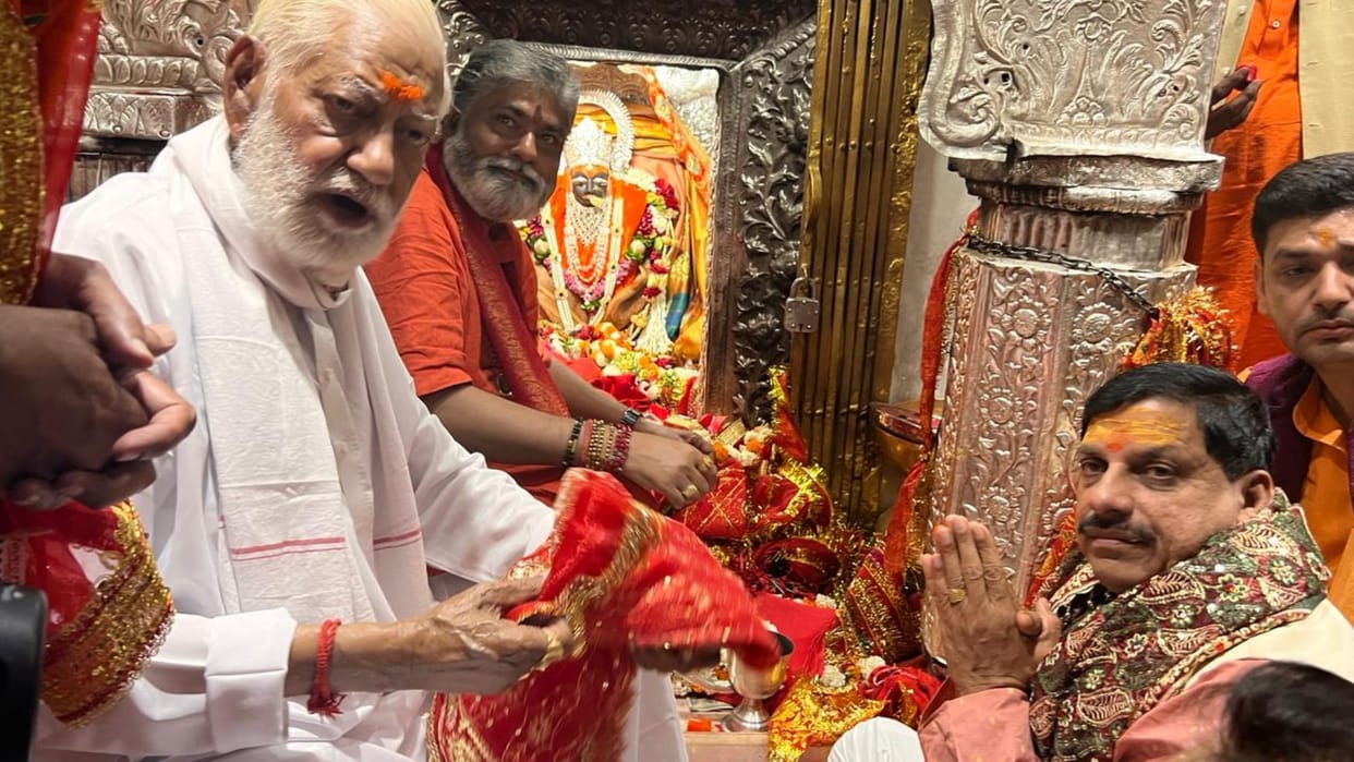 Chaitra Navratri 2024 MP CM Mohan Yadav In Maihar, Sharda Mata Darshan Prayers See Photos