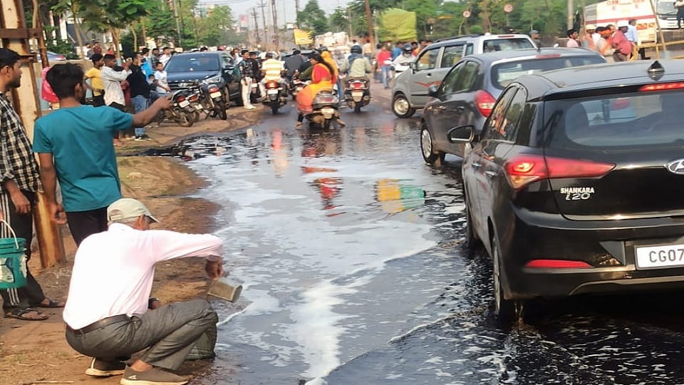 tank of tanker filled with diesel burst water flowed on the road in Bhilai