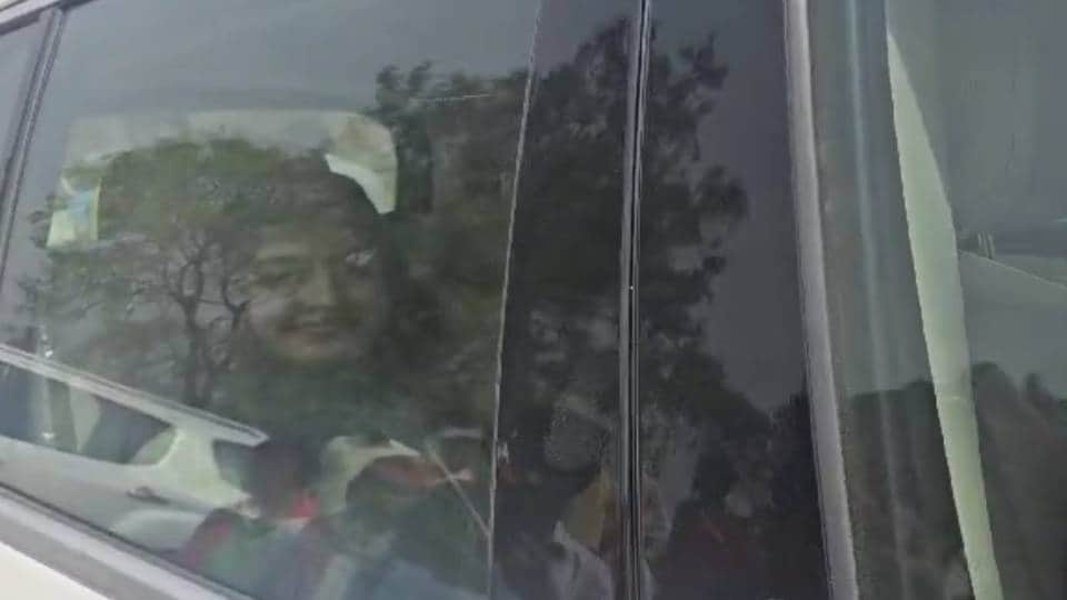 akhilesh yadav daughter Aditi Yadav also reached Mainpuri to campaign with her mother and MP Dimple Yadav