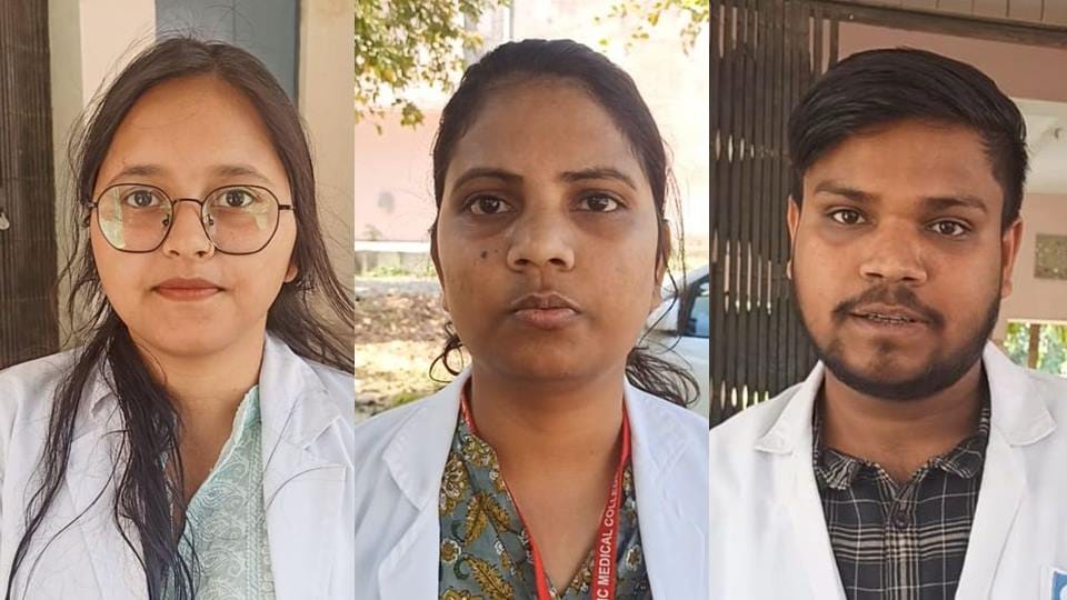 UP: Mother had to sell gold earrings to pay fees, students upset over not getting scholarship