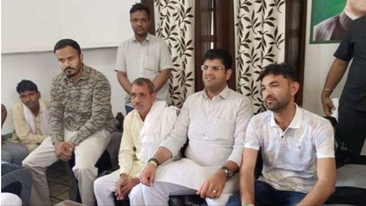 Haryana: Statement of Dushyant Chautala on leaders leaving the party