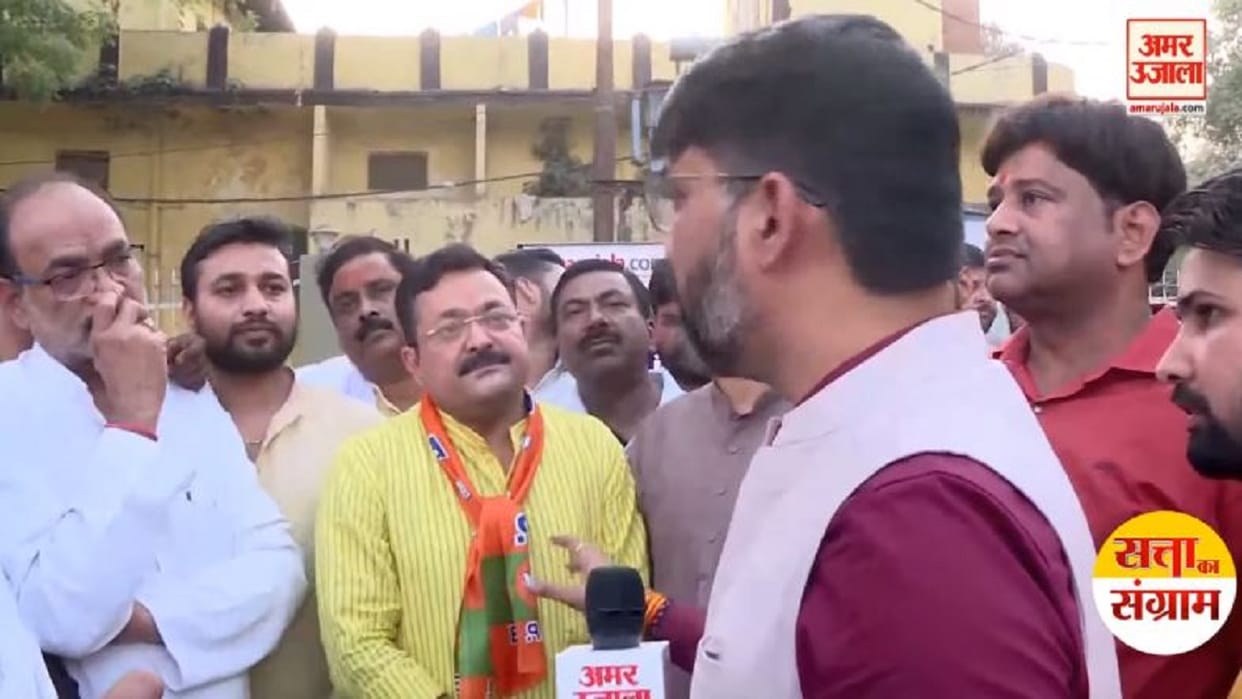 Lok sabha elections 2024 bebate between leaders over election issues in Shahjahanpur