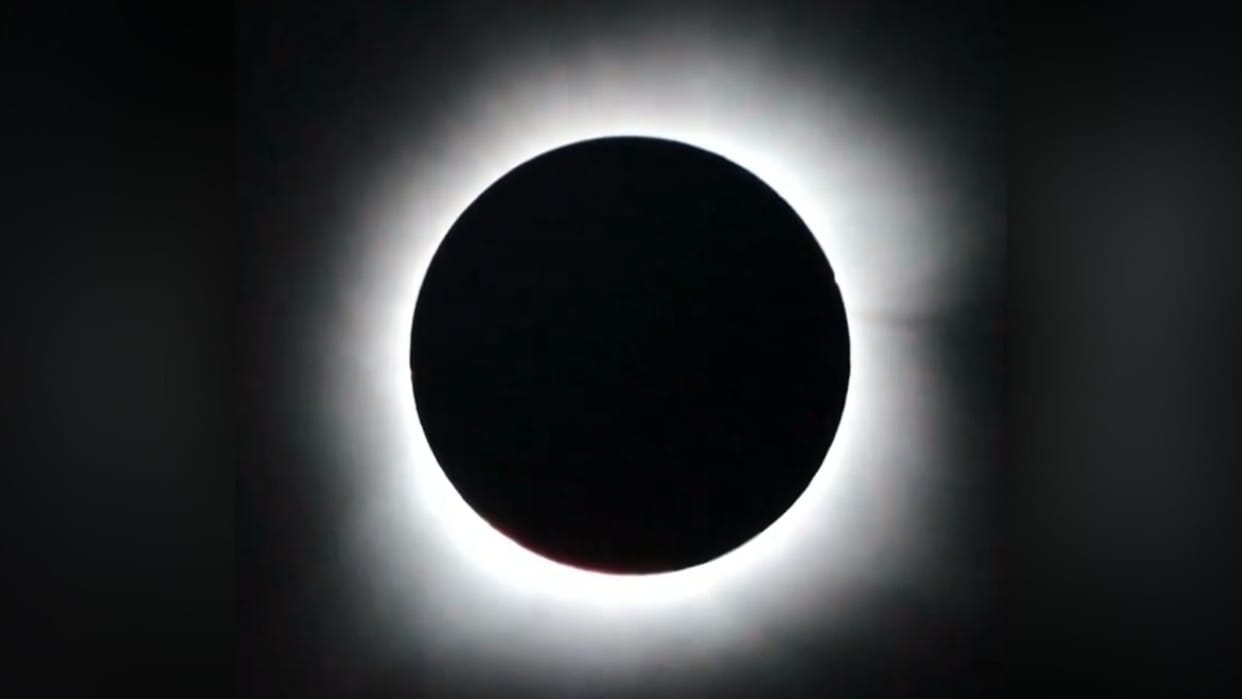 Surya Grahan 8 April 2024 Time in India Sutak Kaal Ka Samay Solar Eclipse Effects on Rashi Daan Upay in Hindi