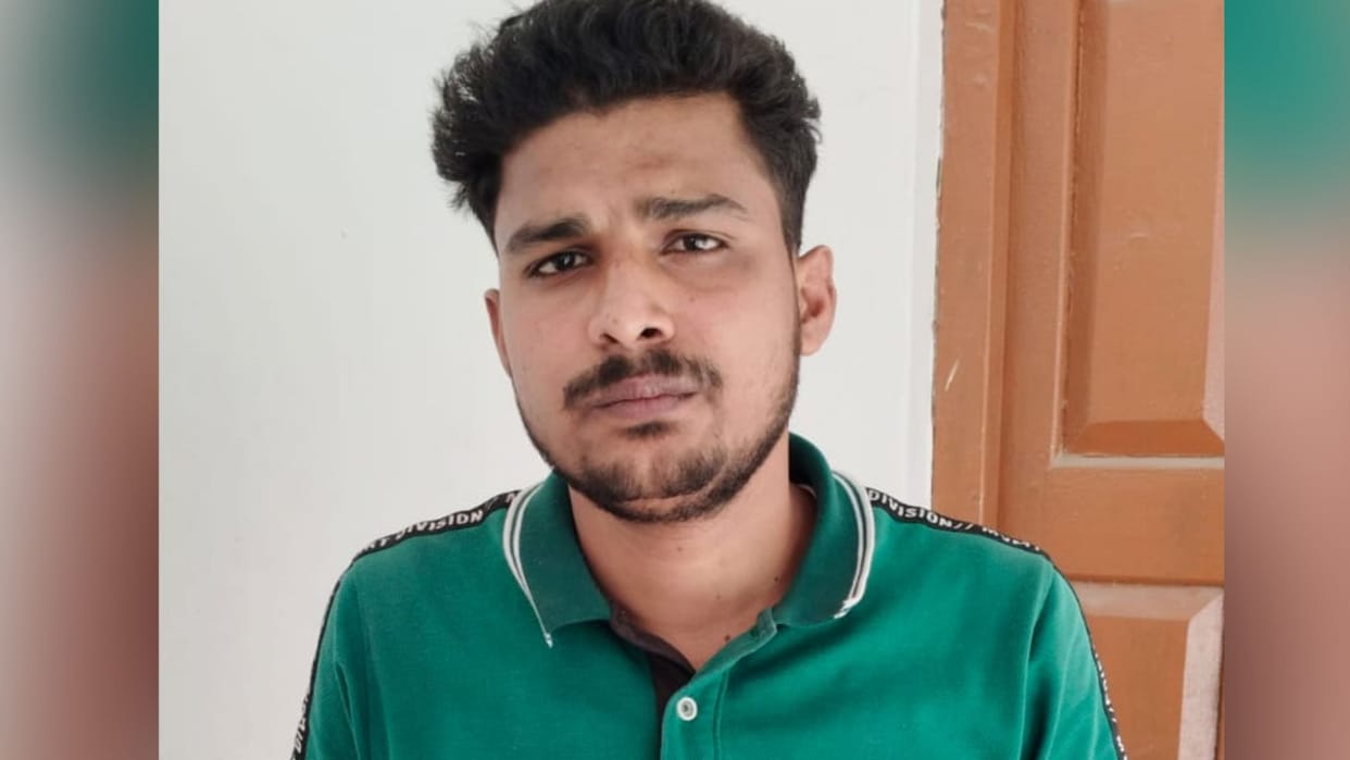 Accused arrested for letting someone else sit in his place in police recruitment exam