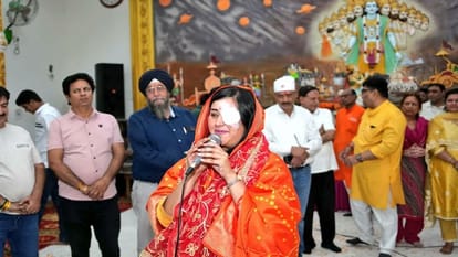 बांसुरी स्वराज हुईं घायल