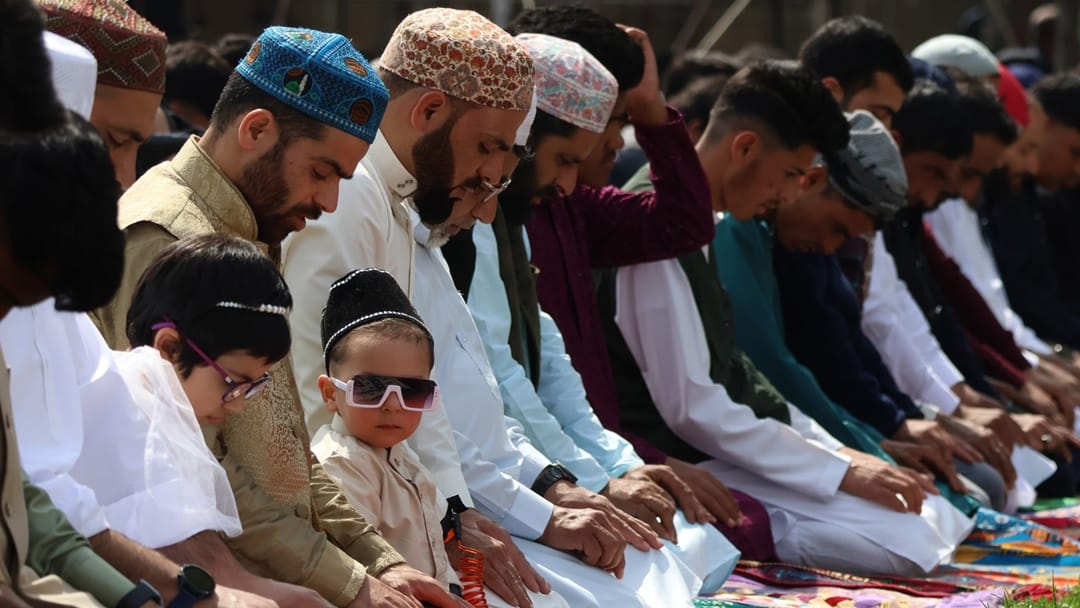 Eid will be celebrated today in Jammu-Kashmir and Ladakh