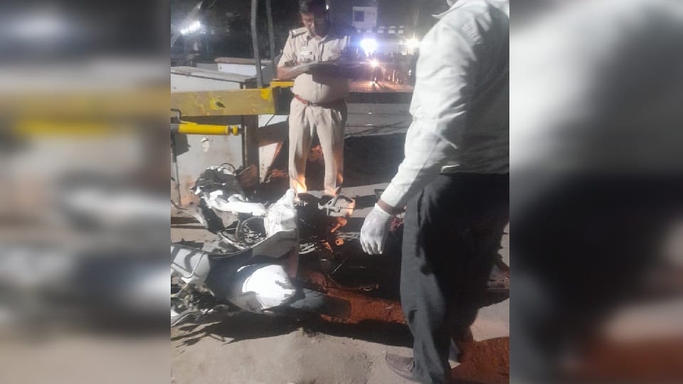 Two scooty riders hit by express train while crossing closed gate