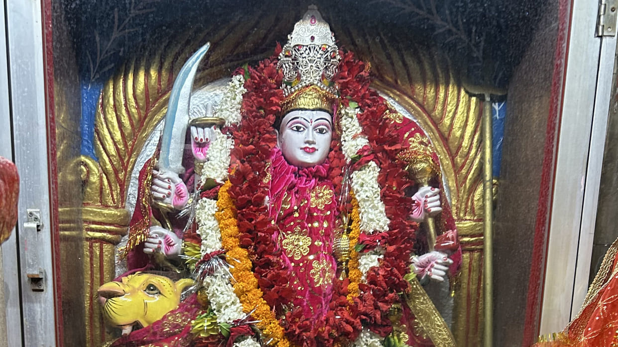 Echoing in the Devi temples - Ya Devi Sarvabhuteshu Shakti-Rupana Sansthita..in gorakhpur