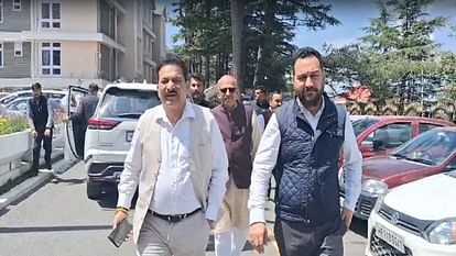 Independent MLA met Speaker on notice from himachal Assembly Secretariat