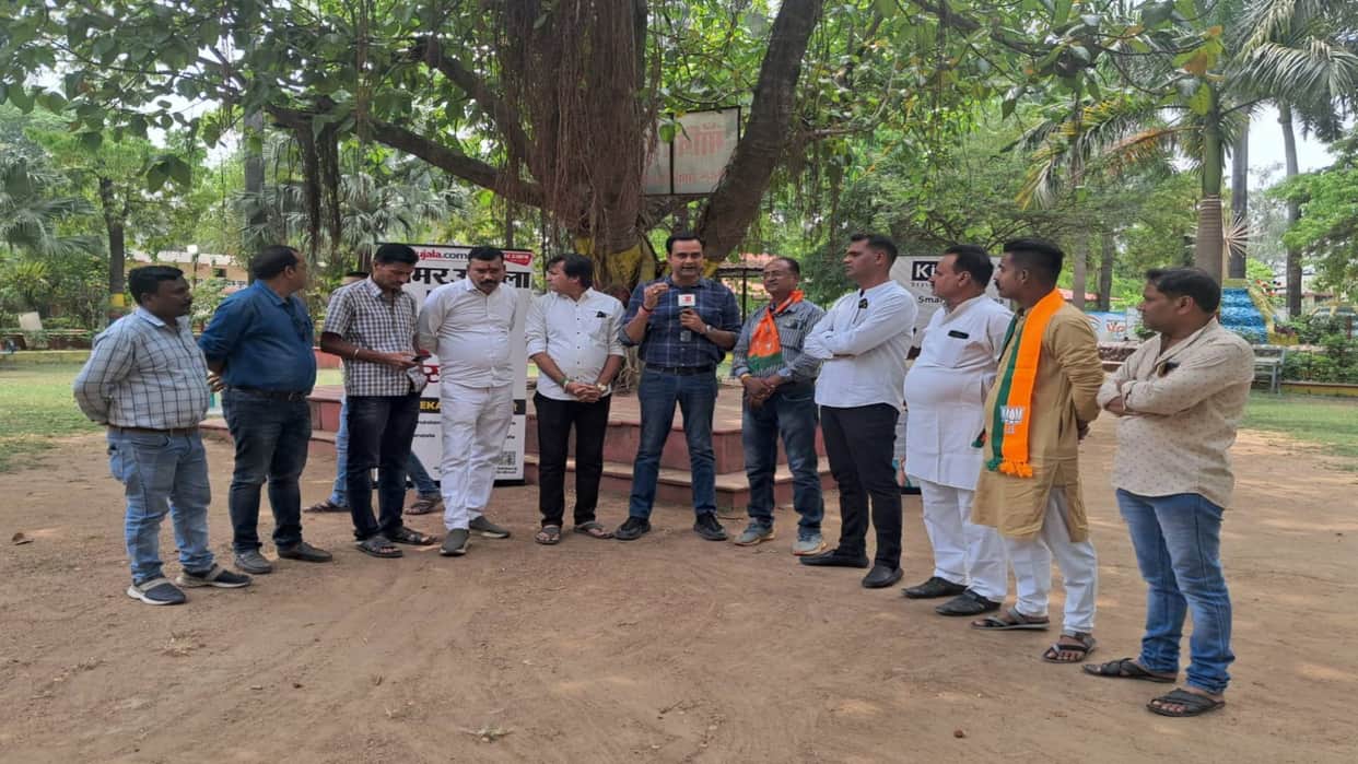 Satta Ka Sangram political discussion in hoshangabad Chunavi Rath