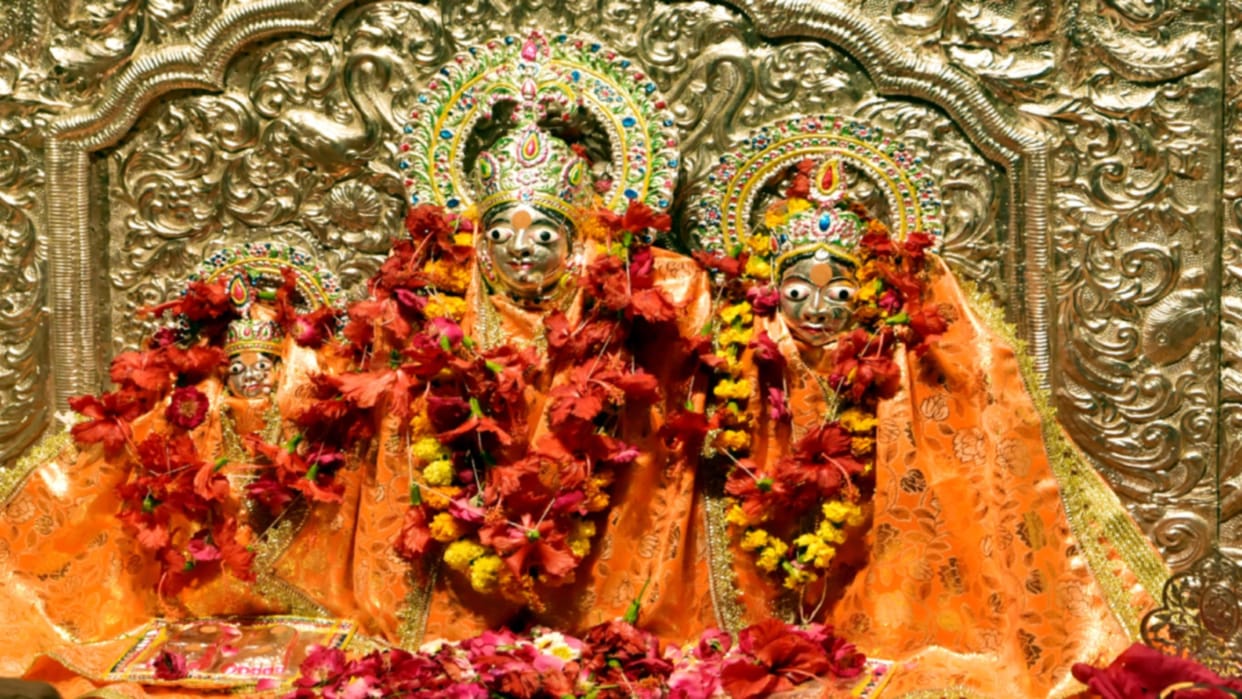 Chaitra Navratri 2024: Decorated court of Mother Bhavani, Brahmacharini form was worshiped on the second day o