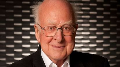 Nobel Award Winner Physicist Peter Higgs Died at age of 94 Discover God Particle