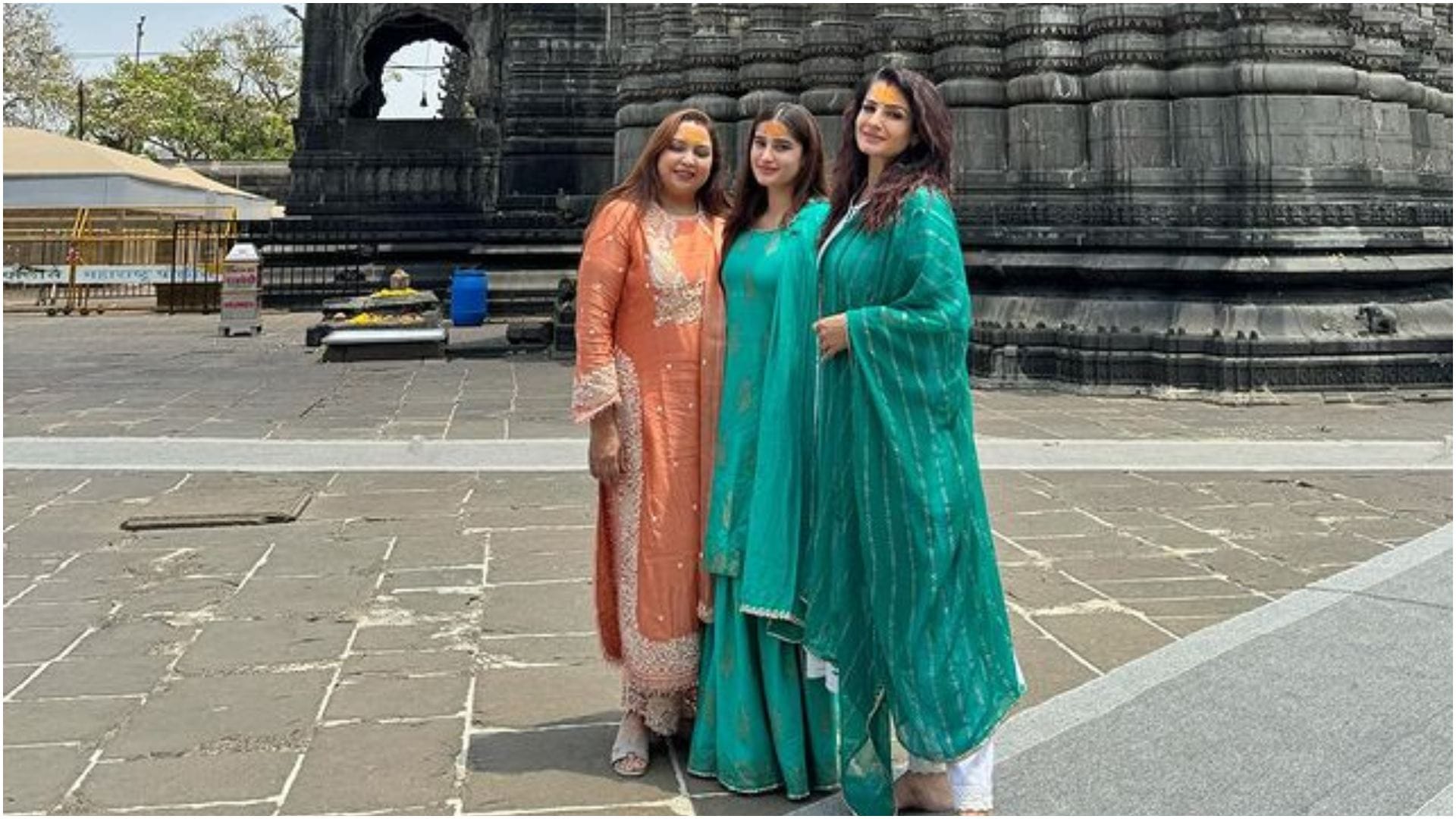 Raveena Tandon visit Trimbakeshwar temple with her daughter Rasha thadani Shares Photos on social media