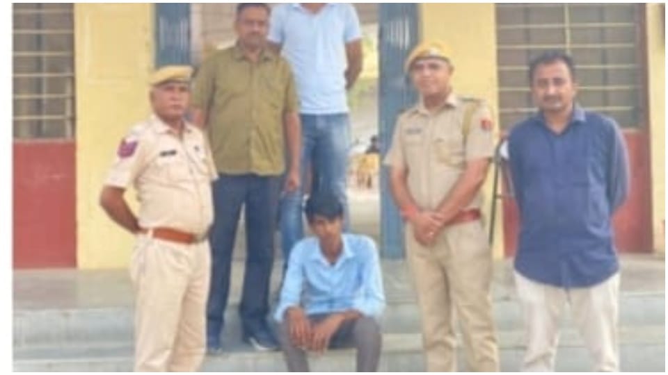 Sirohi News: Class 9 and 11 exam papers stolen from school police arrested the accused