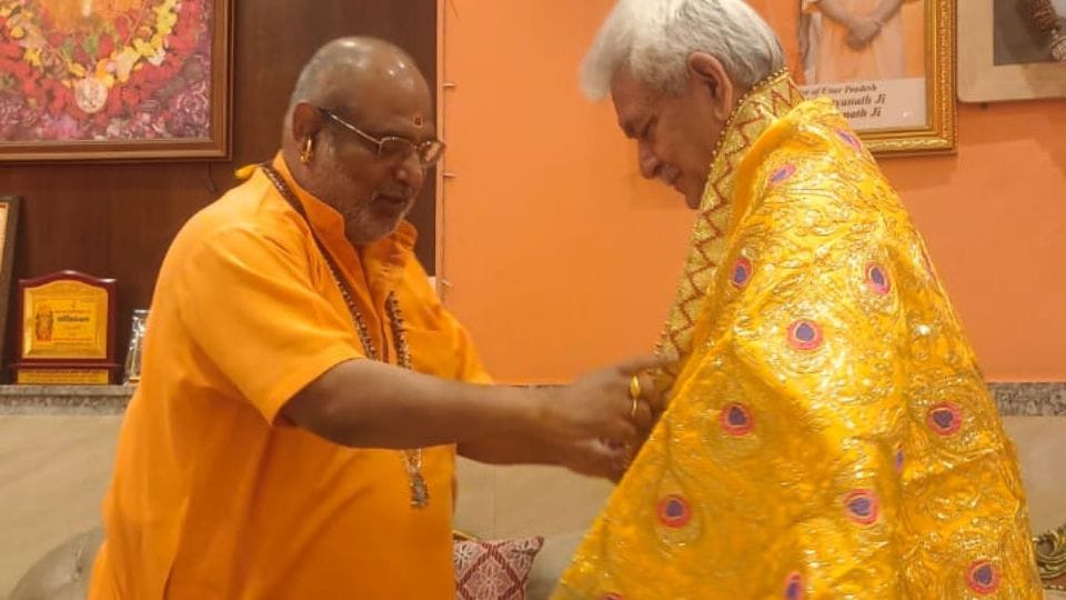 Jammu and Kashmir Lieutenant Governor Manoj Sinha worshiped at Kalka Mata Temple delhi