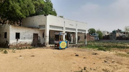 caretaker goes to jail in conspiracy to capture land in agra three people tried to install cameras on land