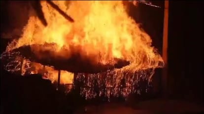 Begusarai News: first a house caught fire, then shop also got engulfed, goods worth lakhs burnt