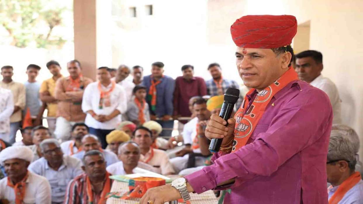 Tonk: Kailash Chaudhary says Those who occupy Waqf properties are hungry wolves, called Kharge land looter