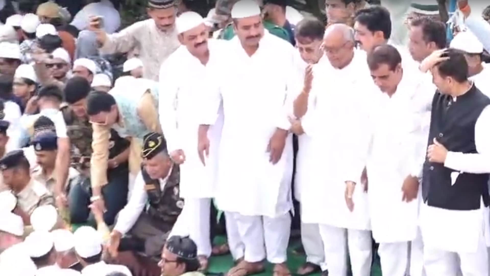 Eid Ul Fitr Namaz At Eidgah Maidan Bhopal, Muslims Celebrated Eid