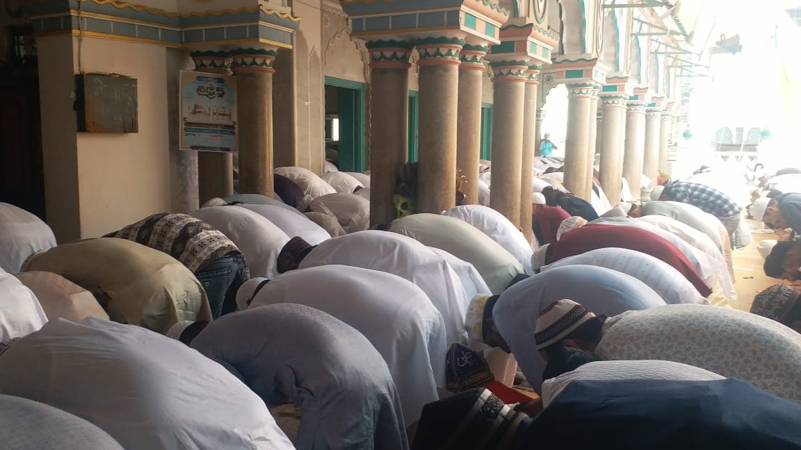 Eid celebration in Kashi Namaz offered in all places of worship including Gyanvapi