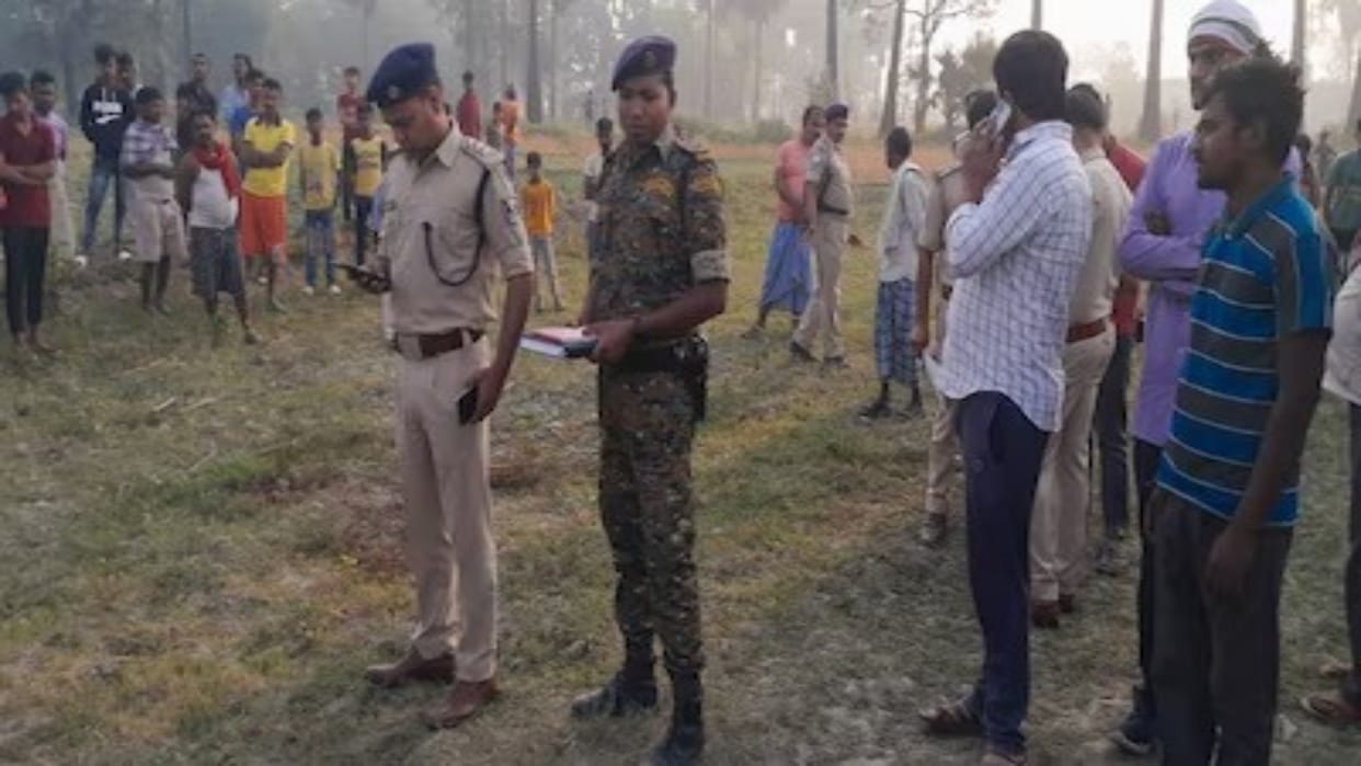 Gopalganj Crime: Youth murdered by slitting his throat, Rakesh was about to go to Jammu and Kashmir for work