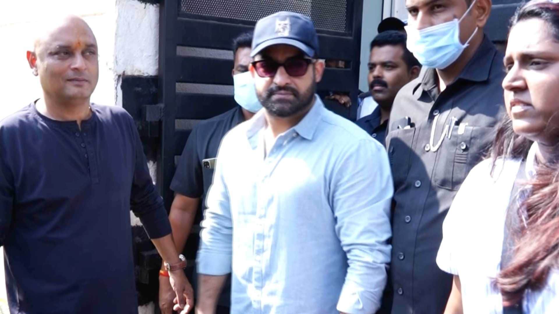 Junior NTR reached Mumbai for the shooting of War 2 will join hands with Hrithik Roshan on Friday