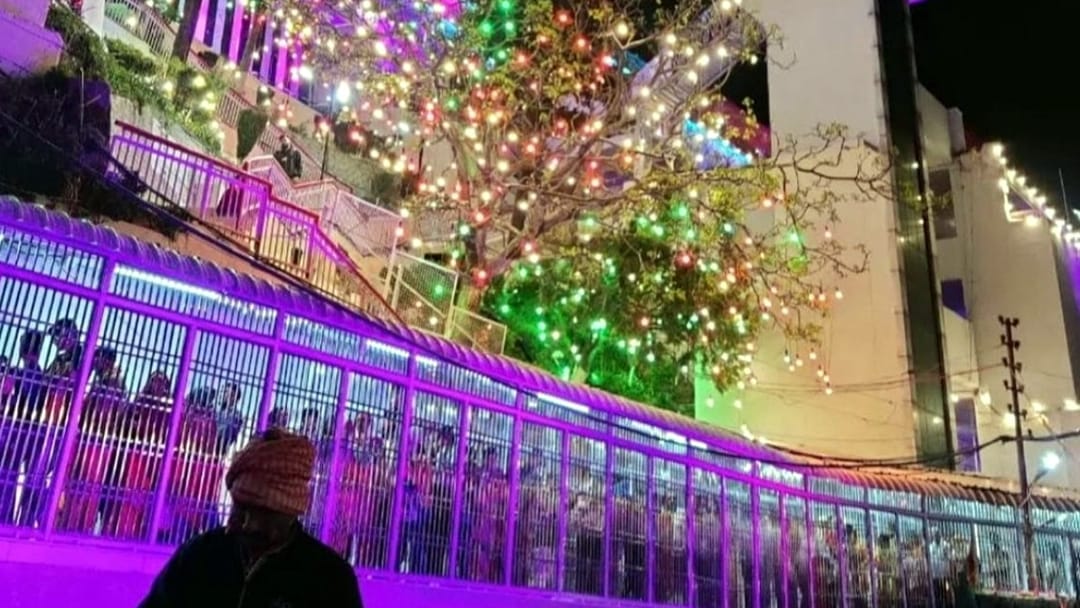 Maa Vaishno Devi katra thousands of Pilgrims reached on Chaitra Navratri festival