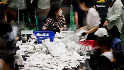 south korea parliamentary elections opposition democratic party set for landslide win