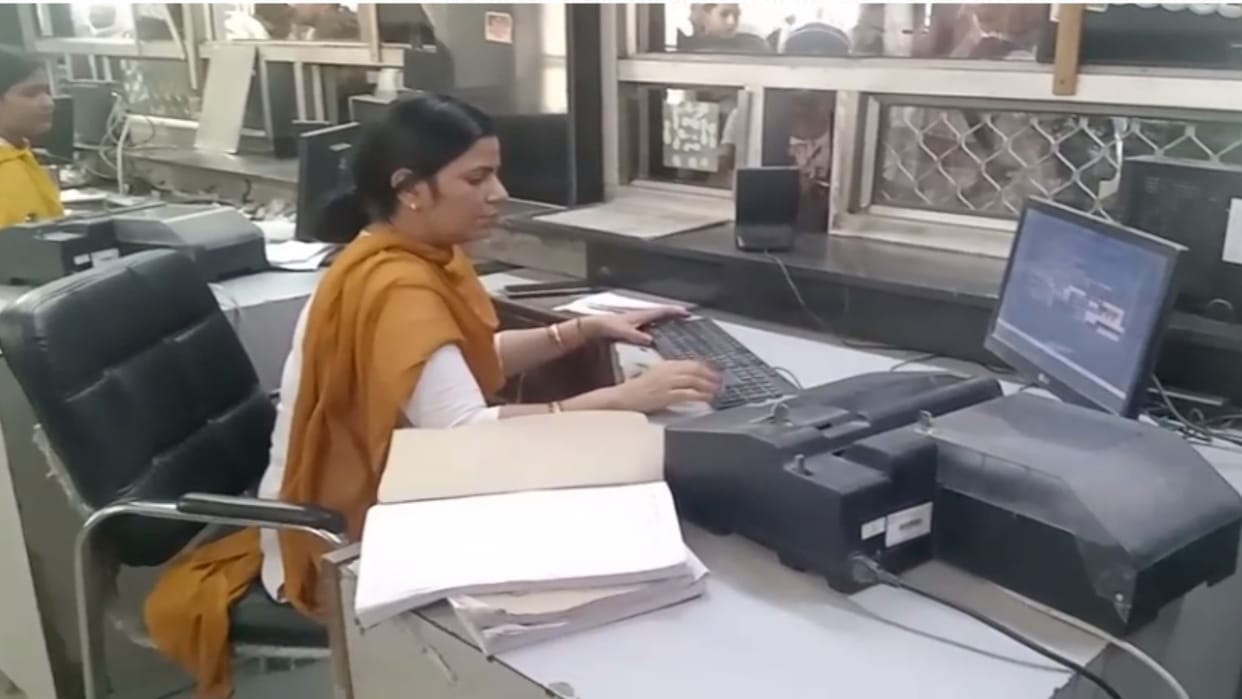 Saharanpur: hassle for tickets at railway station over, now pay through QR code