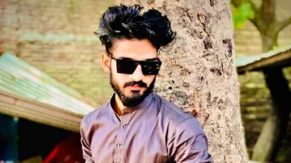 Asif drowned himself after saving lives of four and went missing in kasganj