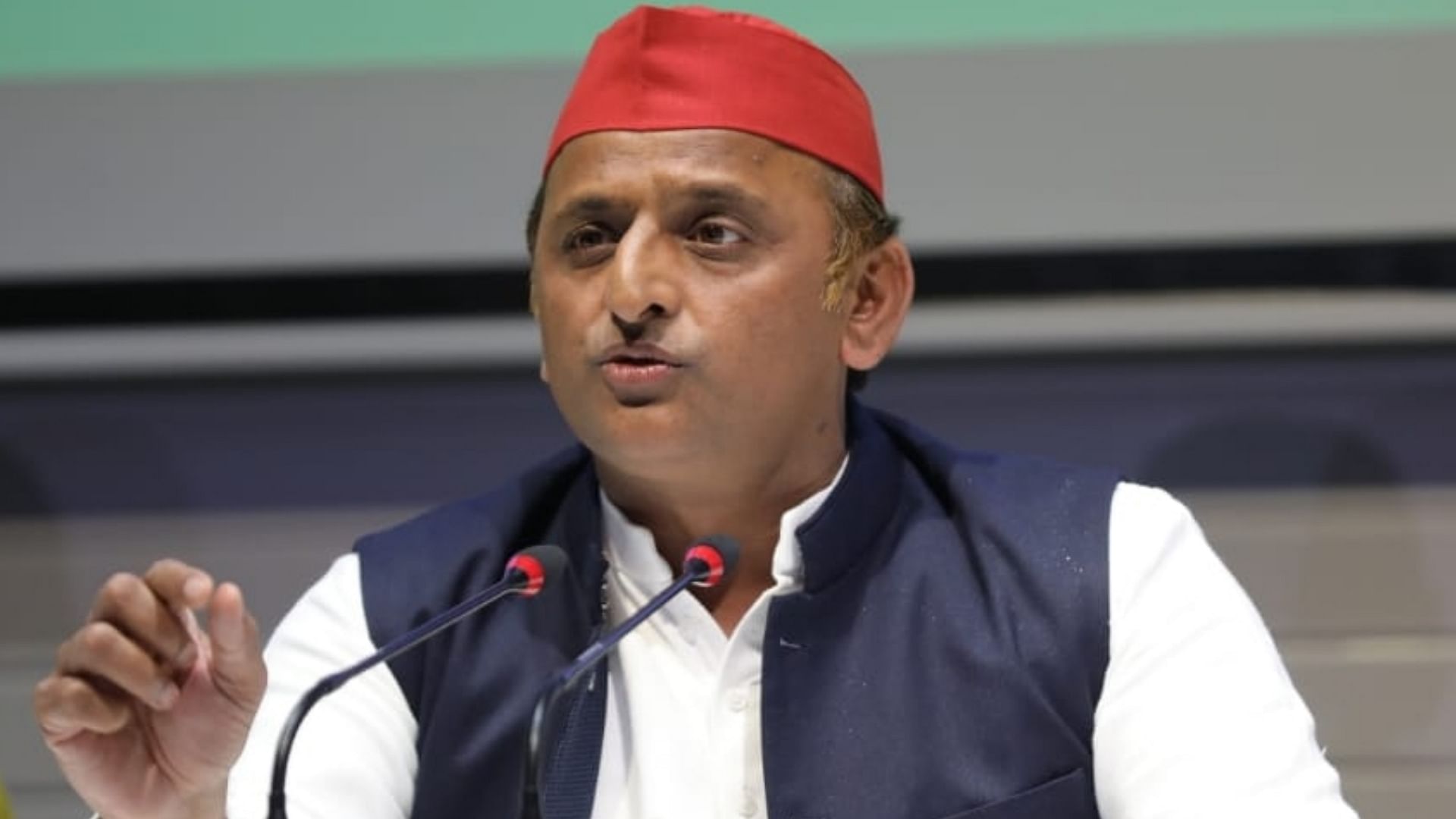 Akhilesh Took Jibe Cabinet Approval On Dgp Appointment Said Attempt To ...