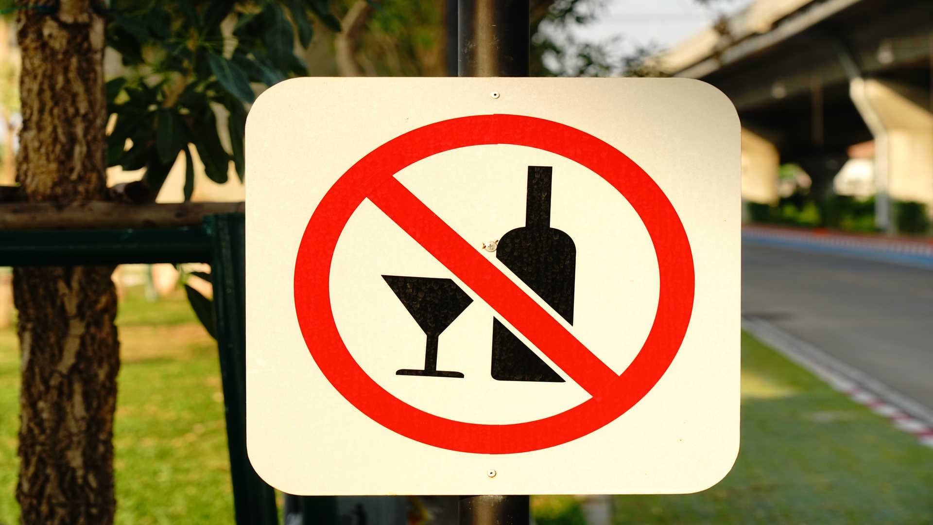 study says any level of drinking alcohol is unhealthy for the body raises cancer risk