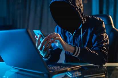 Ghaziabad cyber thugs duped people of 27 lakh rupees in Google review name in 37 days