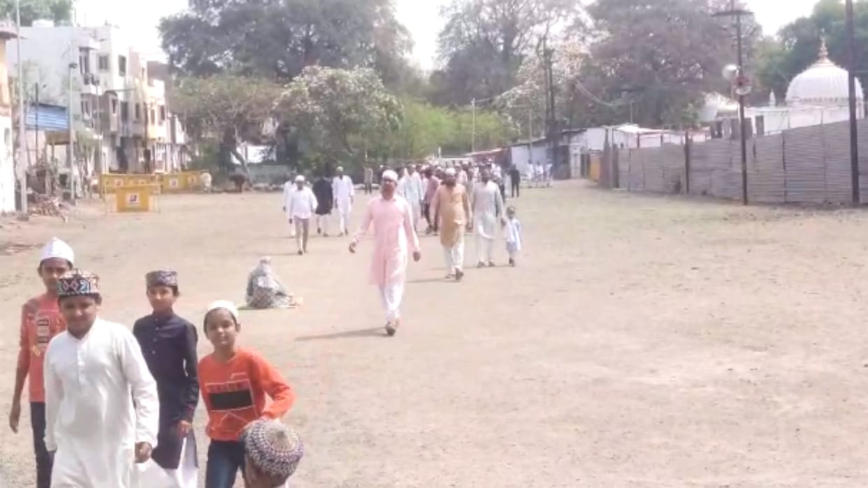 Dhar Bhohjshala Survey: 22nd day of ongoing survey in Bhohjshala, Muslim community offered namaz