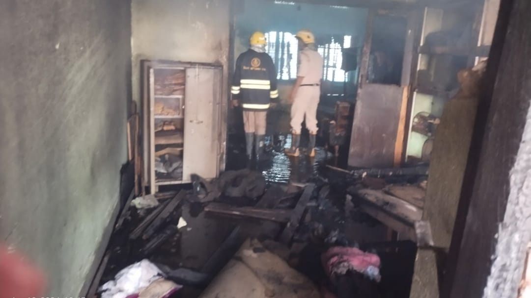 Bihar News : Fire broke out in krishna apartment in Patna posh area, Boaring Road, bihar police, fire brigade