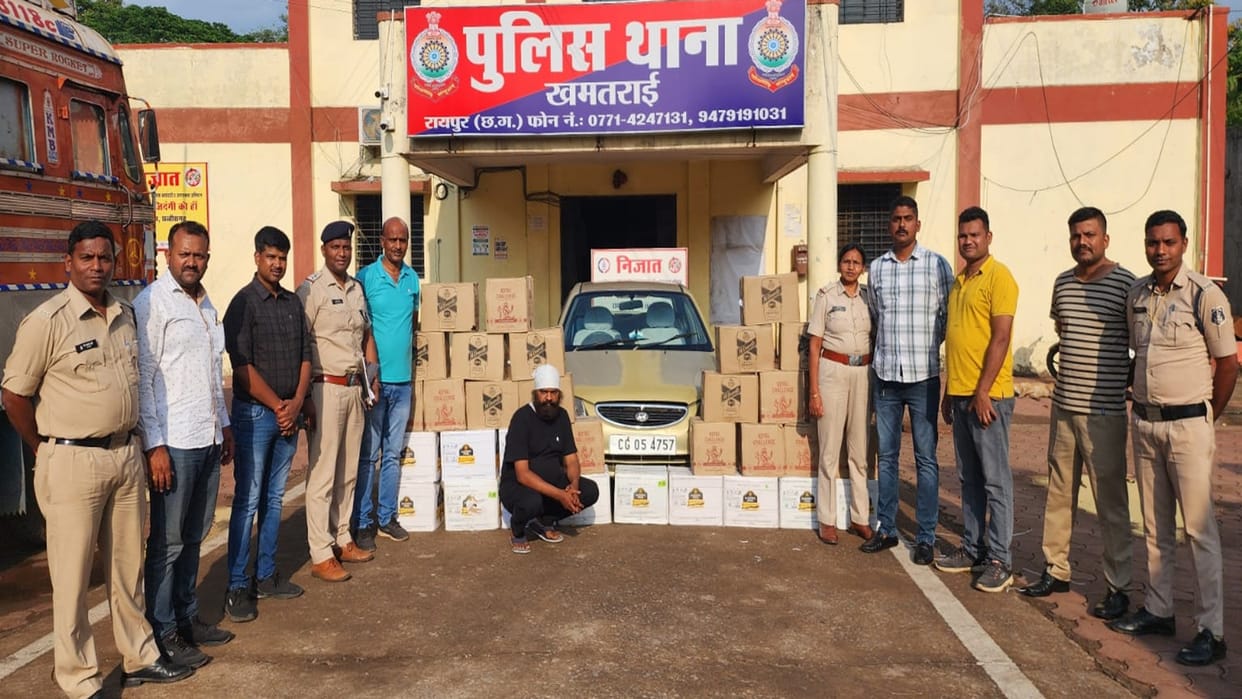 Raipur Crime: Supply English liquor made in Punjab to Chhattisgarh; Wine worth Rs 14.5 lakh seized, arrested