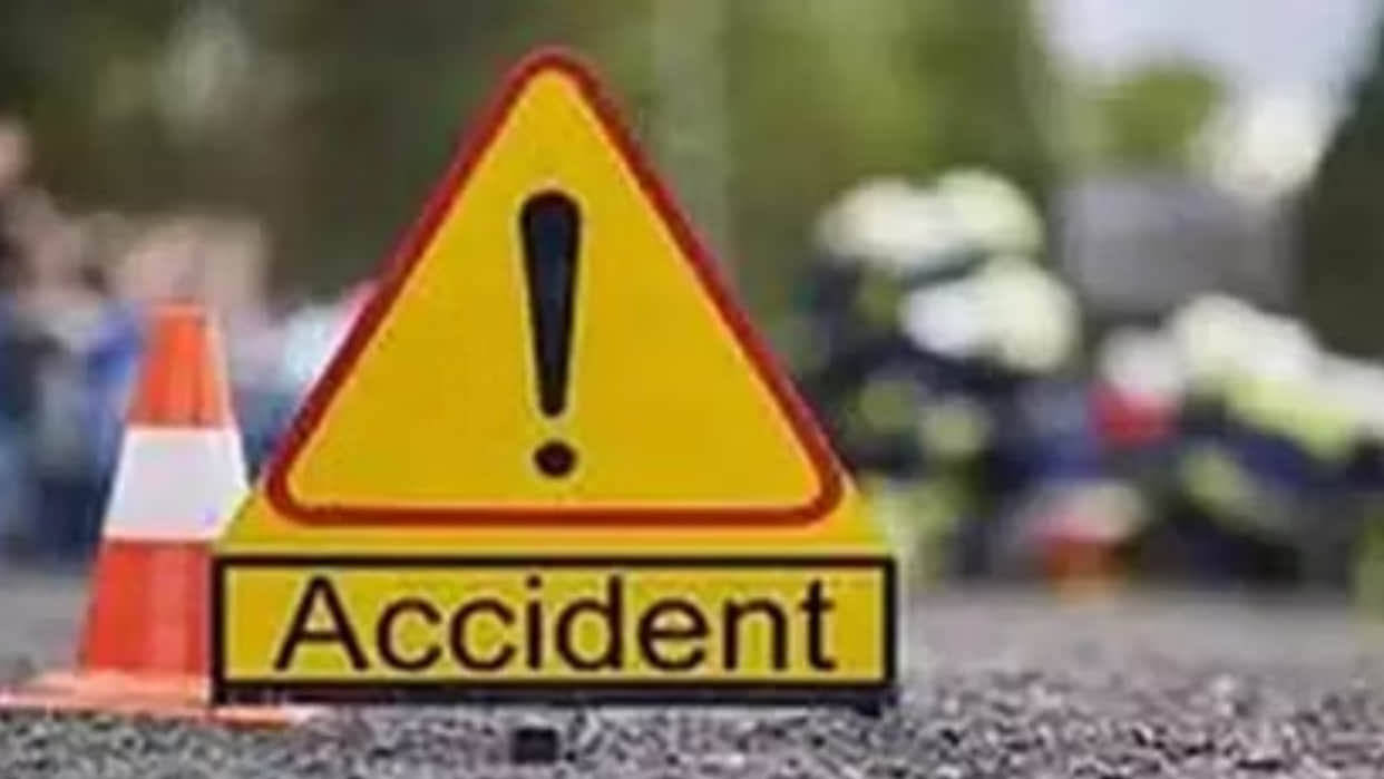 Rajgarh: An elderly man working in the fields was crushed by a car, he died on the spot, the driver absconded.