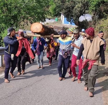 Uttarakhand News Jakh devta Peshwa will dance on blazing embers On 14th April