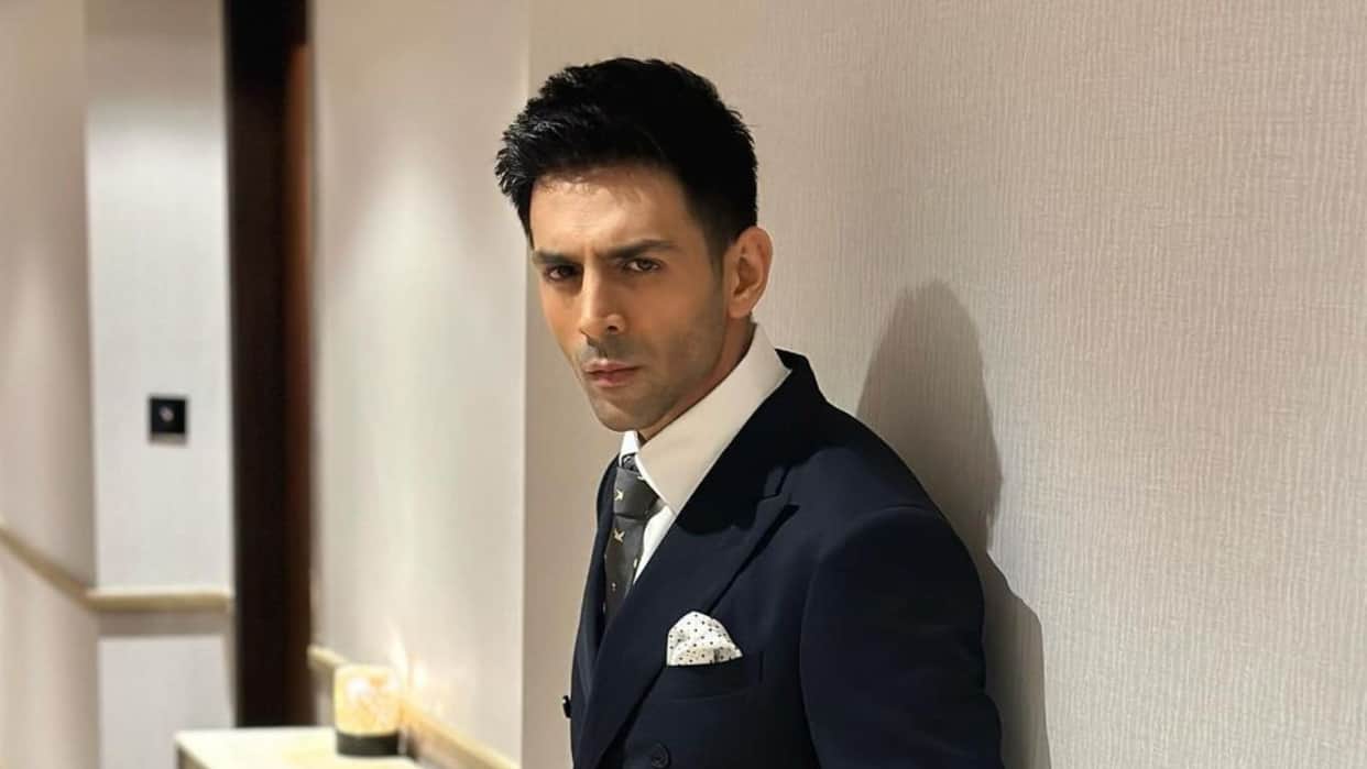 Kartik Aaryan knee surgery successful According To Spokesperson Actor Currently Recovering