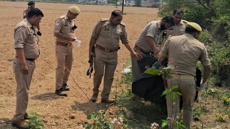 High tension line entangled in leg resulting in death, teenager dies due to negligence of system