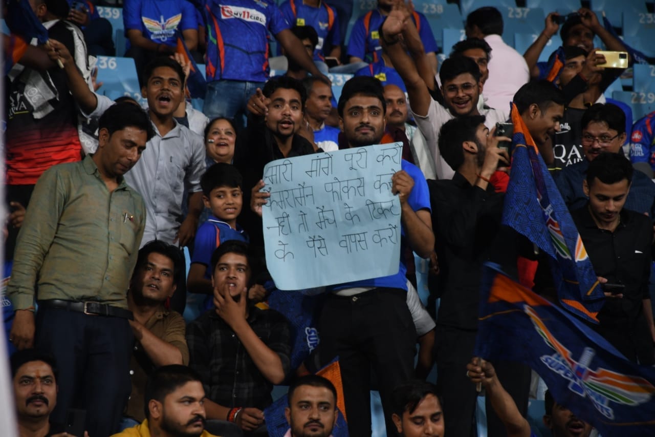IPL 2024: Delhi Capitals and Lucknow Super Giants match in Lucknow.
