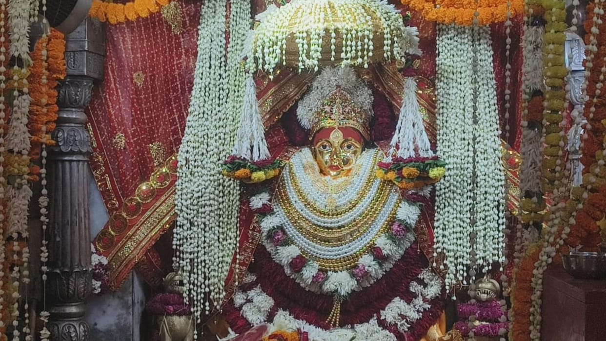 Fourth day of Navratri in varanasi devotees worship Maa Kushmanda