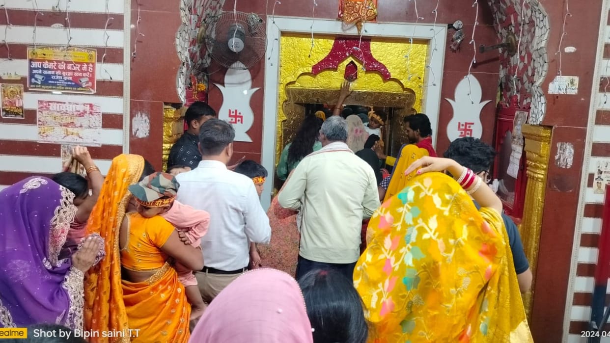 Crowd of devotees Shitala Chowkia Dham and Maihar Devi Temple in Jaunpur