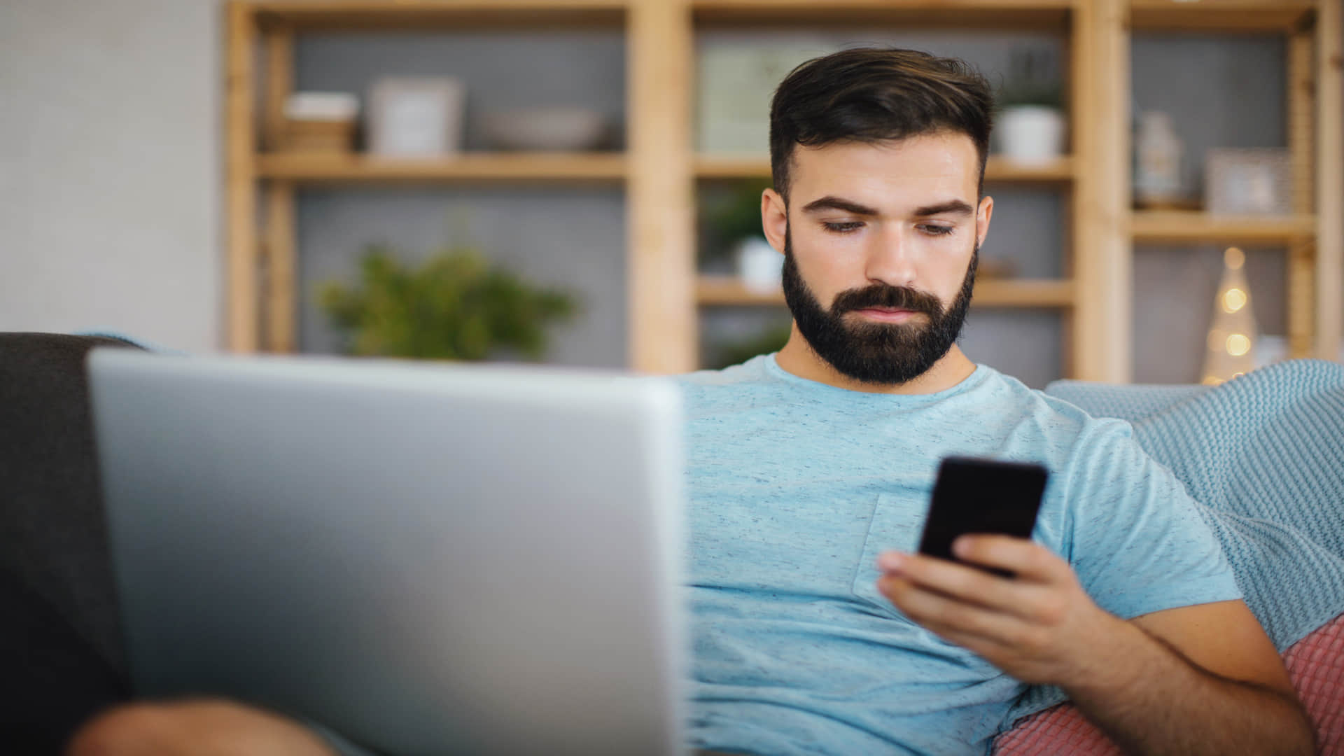 latest study finds Mobile phones are not linked to brain and head cancer