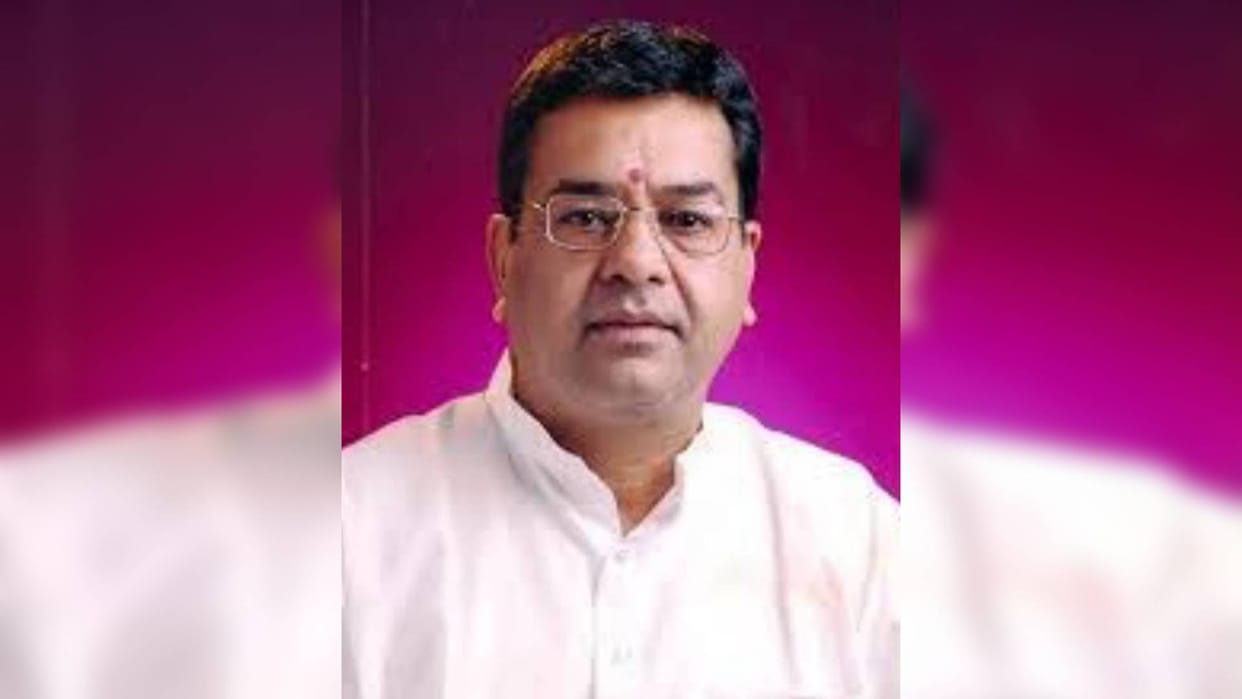 MP News SC and ST students of Madhya Pradesh did not get scholarship for two years