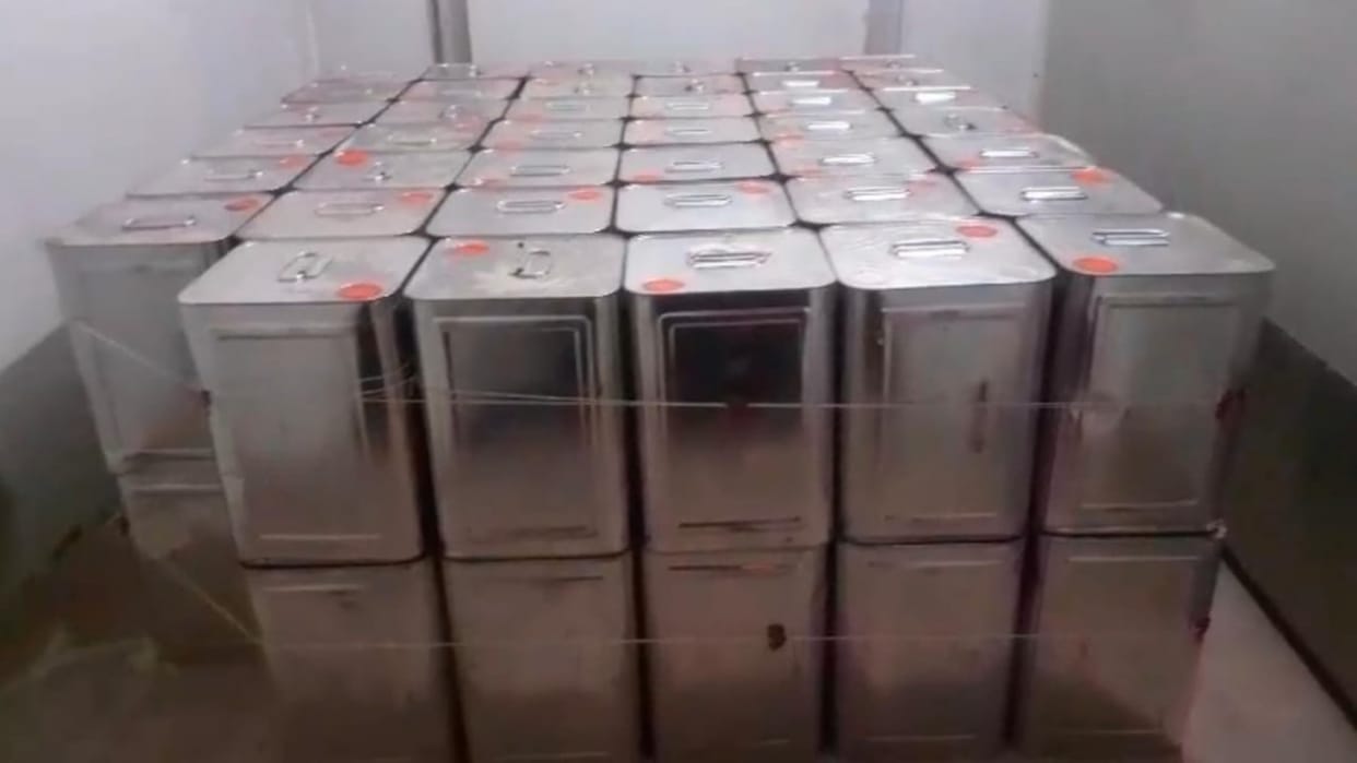 Dausa News: Ghee worth Rs 5 lakh seized due to suspicion of being fake, samples sent for testing
