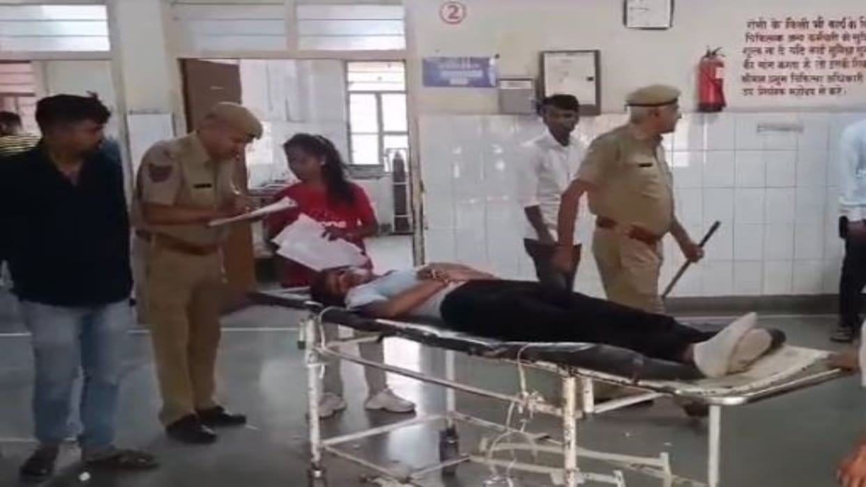 Alwar News: A girl who got down from a hastily moving train fell on platform, suffered serious head injuries