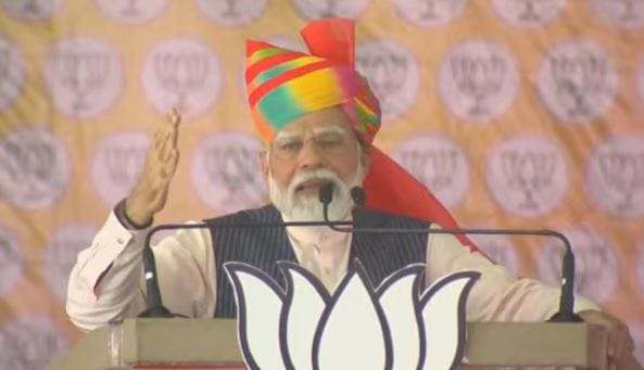 PM Modi varanasi visit give gift of projects worth 2500 crores mohan bhagwat also arrive in april
